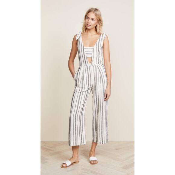 Levi's Made & Crafted Women's Sleeveless Black Stripe Jumpsuit Sz 1 Linen Blend - Picture 1 of 12
